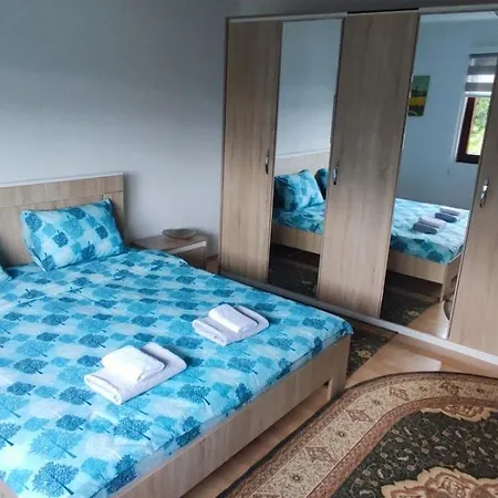 Comfort House Near Pyramides 아파트